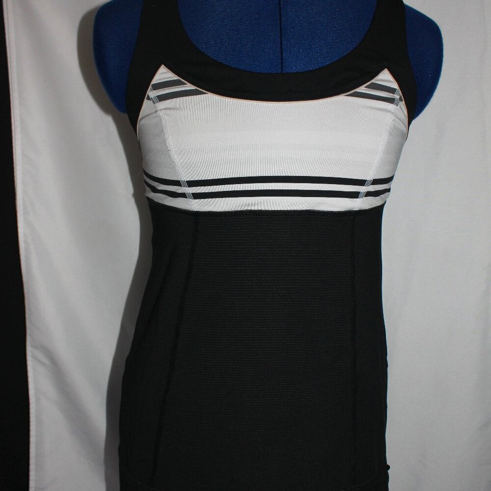 Lululemon Tank Top 6? No Tag Black Running Cinch Waist Run Ta Ta Topper Women's